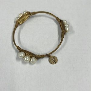 Bourbon and Bowties pearl bracelet